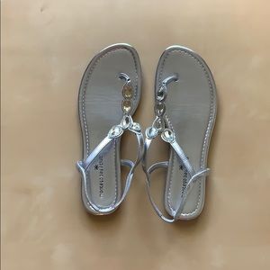 Silver straps sandals with gems